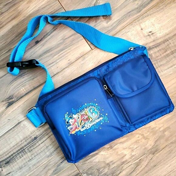 Disney | 2016 belt bag - Picture 1 of 7